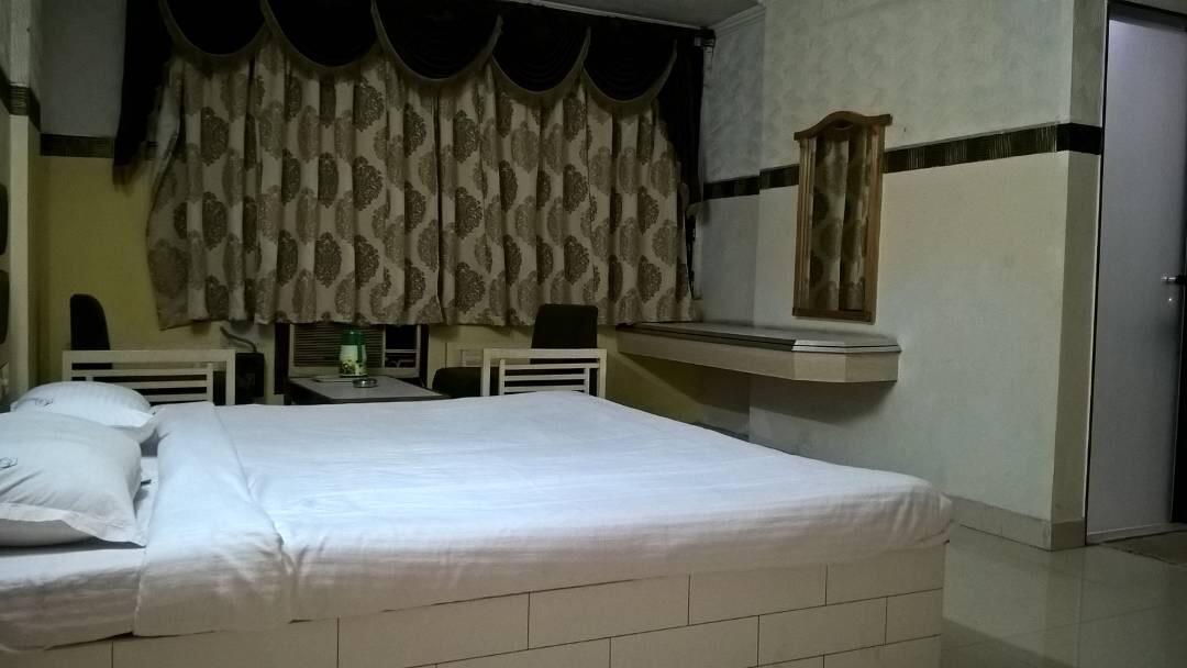 Sarovar Hotel Вишакхапатнам Экстерьер фото