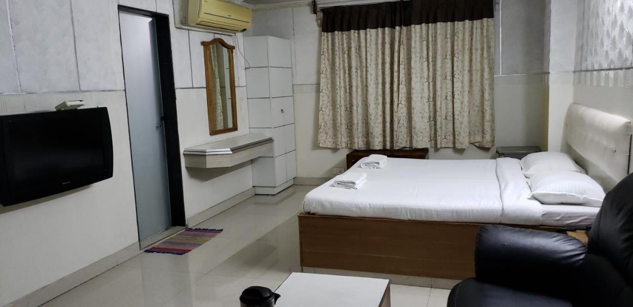 Sarovar Hotel Вишакхапатнам Экстерьер фото